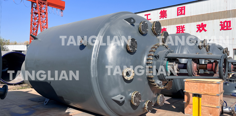 機械密封應注意的問題(圖1) 搪玻璃反應釜3.jpg